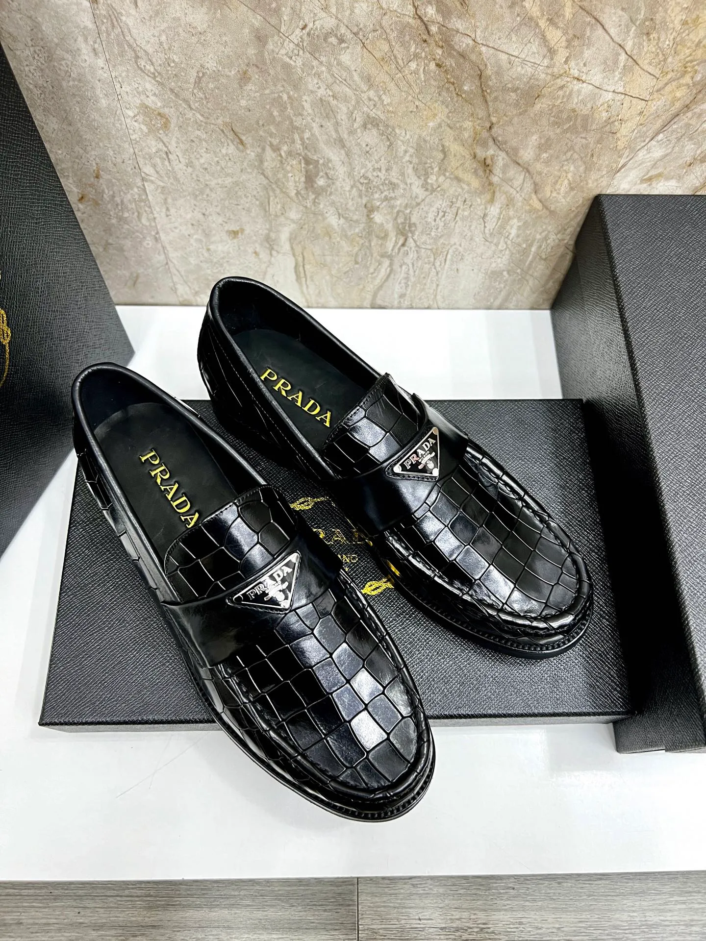 PRADA~ Size: 38-44 (customized 45/46 P: 💰880 P's original official website new high-end men's leather shoes, top-quality original replicas, made of imported open edge beads/calf leather, calf leather breathable lining, original leather outsole!